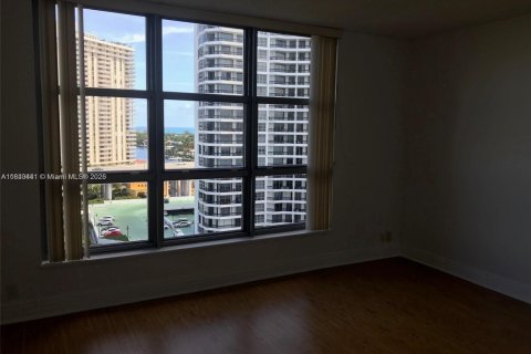 Copropriété à vendre à Aventura, Floride: 2 chambres, 126.44 m2 № 1830388 - photo 10