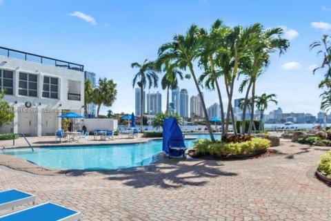 Copropriété à vendre à Aventura, Floride: 2 chambres, 126.44 m2 № 1830388 - photo 24