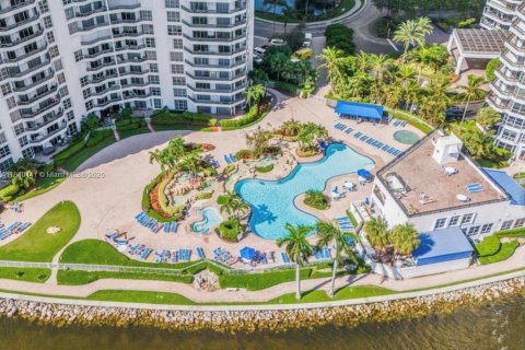 Copropriété à vendre à Aventura, Floride: 2 chambres, 126.44 m2 № 1830388 - photo 26