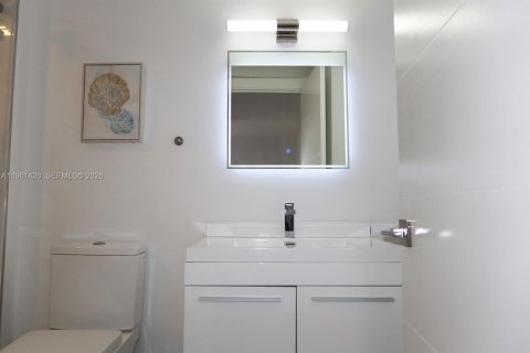 Купить кондоминиум в Авентура, Флорида 2 спальни, 105.72м2, № 2025413 - фото 24