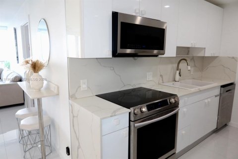 Купить кондоминиум в Авентура, Флорида 2 спальни, 105.72м2, № 2025413 - фото 12