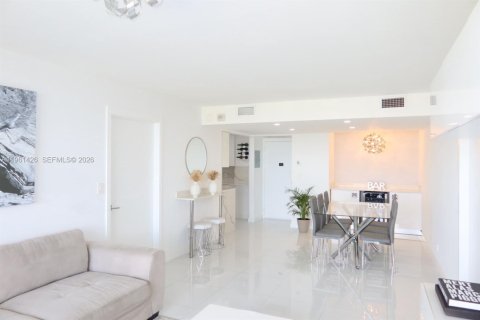 Купить кондоминиум в Авентура, Флорида 2 спальни, 105.72м2, № 2025413 - фото 11
