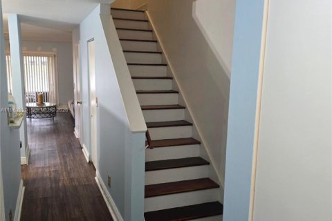 Touwnhouse à louer à Boynton Beach, Floride: 3 chambres, 148.27 m2 № 2025752 - photo 2