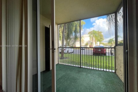 Condominio en alquiler en Doral, Florida, 1 dormitorio, 75.25 m2 № 2049783 - foto 5