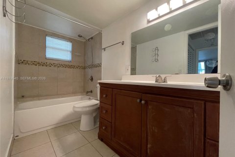Condominio en alquiler en Doral, Florida, 1 dormitorio, 75.25 m2 № 2049783 - foto 9