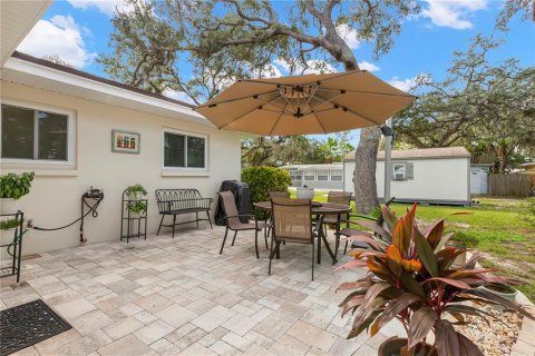 House in Palm Harbor, Florida 3 bedrooms, 184.6 sq.m. № 2400055 - photo 28