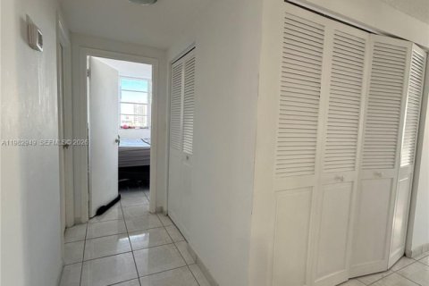 Снять в аренду квартиру в Санни-Айлс-Бич, Флорида 125.42м2, № 2048170 - фото 13