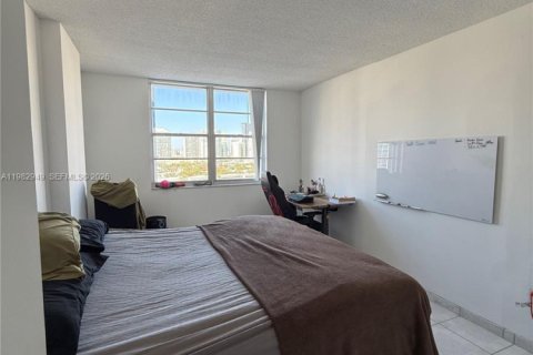 Снять в аренду квартиру в Санни-Айлс-Бич, Флорида 125.42м2, № 2048170 - фото 16