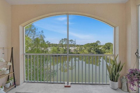 Condo in Sarasota, Florida, 1 bedroom  № 2218303 - photo 19