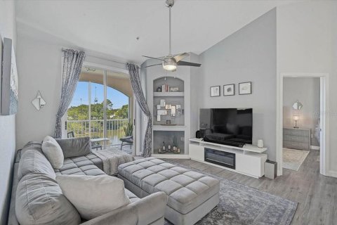 Condo in Sarasota, Florida, 1 bedroom  № 2218303 - photo 2
