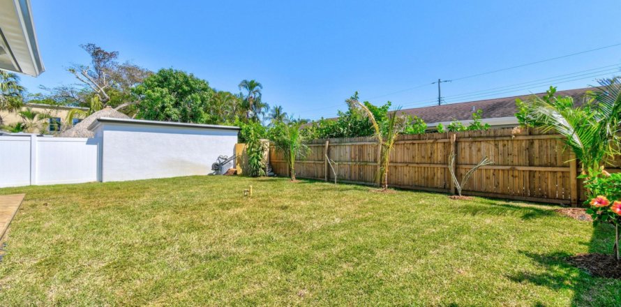 Villa ou maison à North Palm Beach, Floride 3 chambres, 81.57 m2 № 1142367
