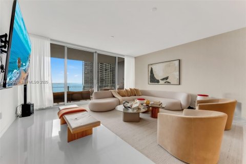 Condominio en venta en Miami, Florida, 4 dormitorios, 298.59 m2 № 2023871 - foto 4