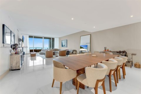 Condominio en venta en Miami, Florida, 4 dormitorios, 298.59 m2 № 2023871 - foto 5