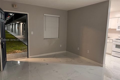 Купить кондоминиум в Майами, Флорида 1 спальня, 57.88м2, № 1988219 - фото 5