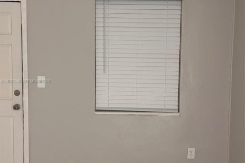 Купить кондоминиум в Майами, Флорида 1 спальня, 57.88м2, № 1988219 - фото 25