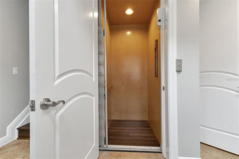Copropriété à vendre à Punta Gorda, Floride: 3 chambres, 280.19 m2 № 2407126 - photo 4