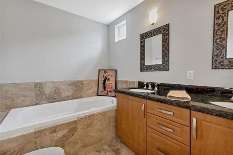 Copropriété à vendre à Punta Gorda, Floride: 3 chambres, 280.19 m2 № 2407126 - photo 9