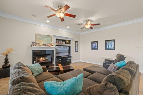 Casa en venta en Kissimmee, Florida, 5 dormitorios, 461.17 m2 № 1839995 - foto 14