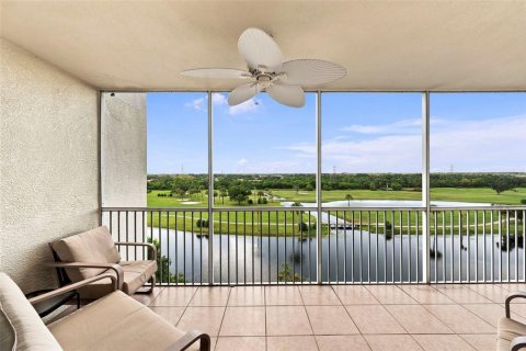 Condo in Largo, Florida, 2 bedrooms  № 2345439 - photo 20