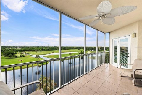 Condo in Largo, Florida, 2 bedrooms  № 2345439 - photo 18