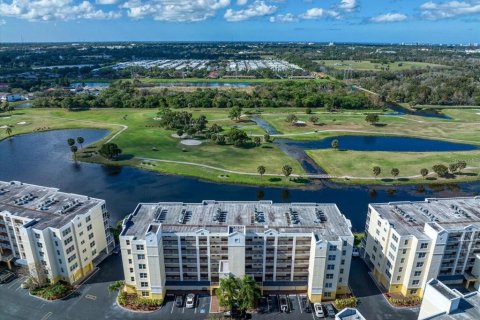 Condo in Largo, Florida, 2 bedrooms  № 2345439 - photo 2