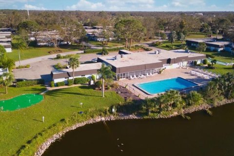 Copropriété à vendre à Sarasota, Floride: 2 chambres, 127.46 m2 № 1519641 - photo 30