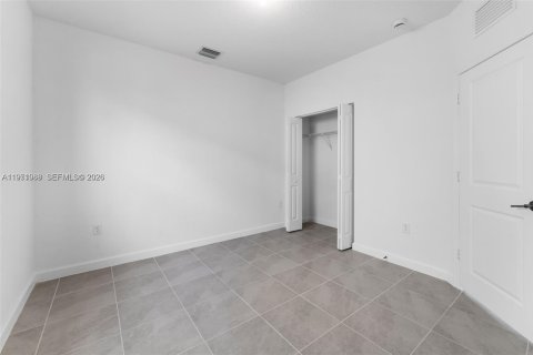 Villa ou maison à louer à Homestead, Floride: 3 chambres, 215.44 m2 № 2042272 - photo 21