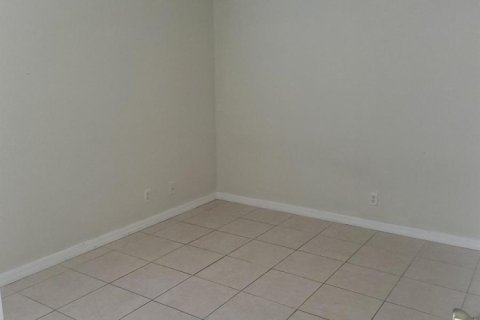 Casa en venta en Port St. Lucie, Florida, 4 dormitorios, 153.29 m2 № 2382696 - foto 19