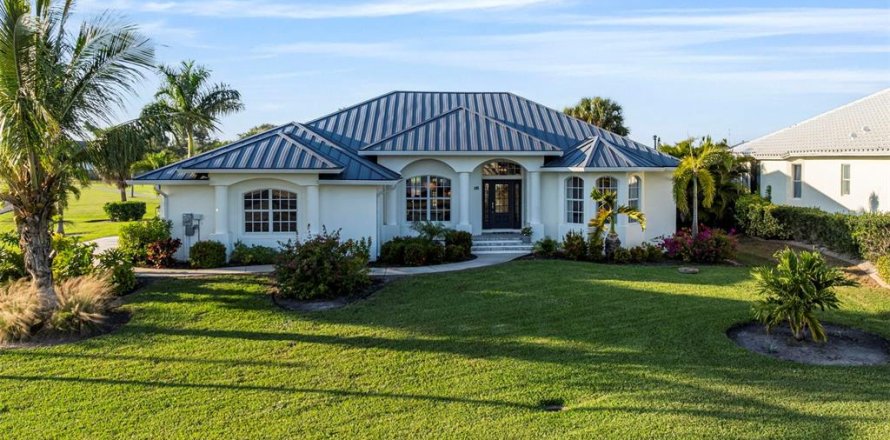 Casa en Placida, Florida 4 dormitorios, 252.79 m2 № 2142328