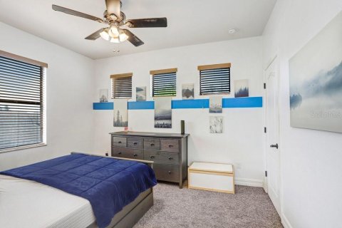 House in Fish Hawk, Florida 4 bedrooms, 300.07 sq.m. № 2220527 - photo 12