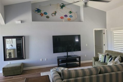 House in Punta Gorda, Florida 3 bedrooms, 155.33 sq.m. № 2205138 - photo 4