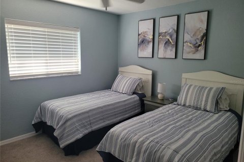 House in Punta Gorda, Florida 3 bedrooms, 155.33 sq.m. № 2205138 - photo 17