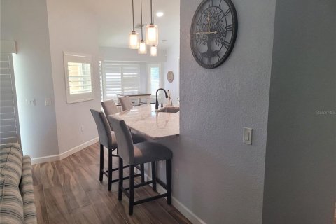 House in Punta Gorda, Florida 3 bedrooms, 155.33 sq.m. № 2205138 - photo 9