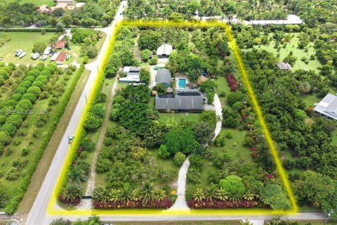 Villa ou maison à Homestead, Floride 7 chambres, 352.1 m2 № 2318181