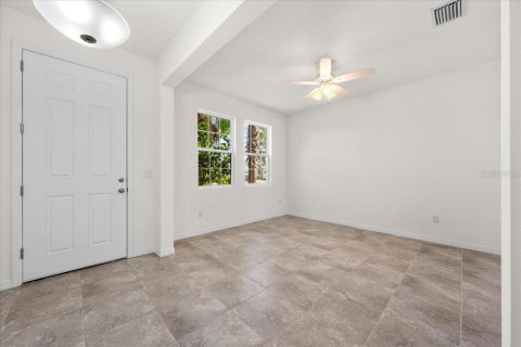 Villa ou maison à vendre à Palmetto, Floride: 5 chambres, 339.19 m2 № 2306511 - photo 8