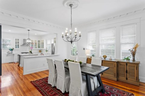 Casa en venta en Tampa, Florida, 4 dormitorios, 206.8 m2 № 2334105 - foto 18