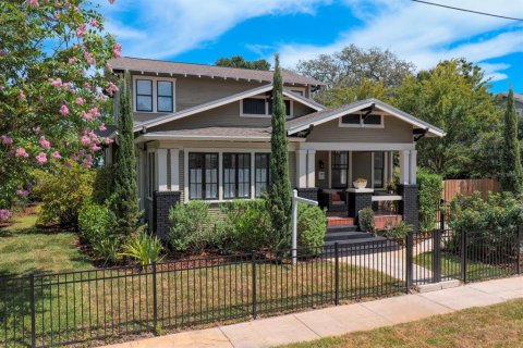 Casa en venta en Tampa, Florida, 4 dormitorios, 206.8 m2 № 2334105 - foto 2