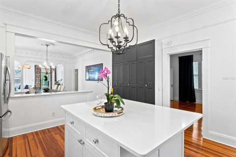 Casa en venta en Tampa, Florida, 4 dormitorios, 206.8 m2 № 2334105 - foto 26