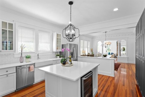 Casa en venta en Tampa, Florida, 4 dormitorios, 206.8 m2 № 2334105 - foto 25