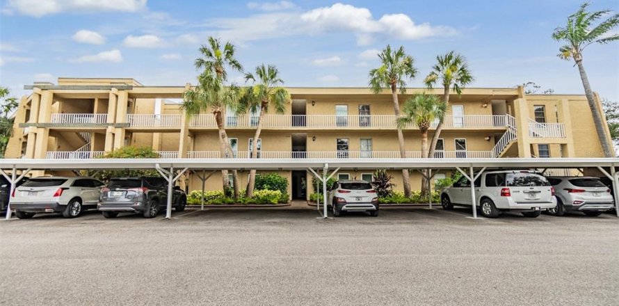 Condominio en Largo, Florida, 3 dormitorios  № 1841600