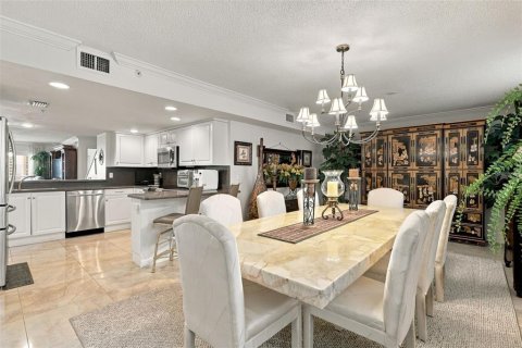 Copropriété à vendre à Daytona Beach Shores, Floride: 4 chambres, 290.32 m2 № 2387724 - photo 7