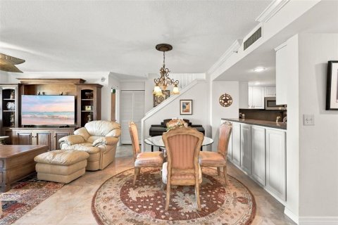 Copropriété à vendre à Daytona Beach Shores, Floride: 4 chambres, 290.32 m2 № 2387724 - photo 12