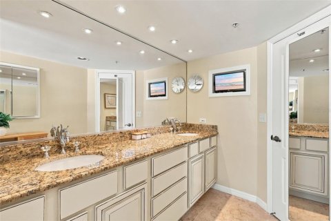 Copropriété à vendre à Daytona Beach Shores, Floride: 4 chambres, 290.32 m2 № 2387724 - photo 28