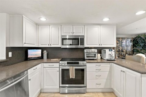 Copropriété à vendre à Daytona Beach Shores, Floride: 4 chambres, 290.32 m2 № 2387724 - photo 9