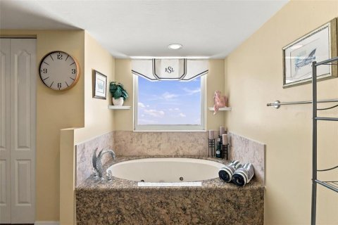 Copropriété à vendre à Daytona Beach Shores, Floride: 4 chambres, 290.32 m2 № 2387724 - photo 27