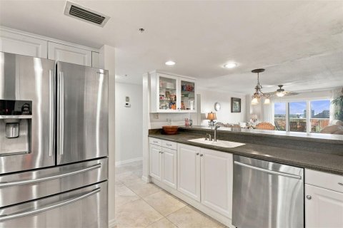 Copropriété à vendre à Daytona Beach Shores, Floride: 4 chambres, 290.32 m2 № 2387724 - photo 11