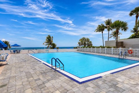 Condo in Fort Lauderdale, Florida, 1 bedroom  № 2078210 - photo 3