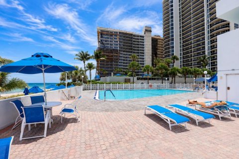 Condo in Fort Lauderdale, Florida, 1 bedroom  № 2078210 - photo 27