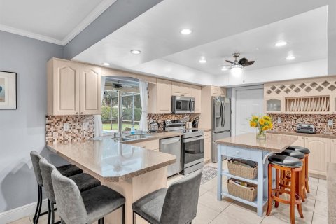 House in Plantation, Florida 4 bedrooms, 224.82 sq.m. № 2087467 - photo 21