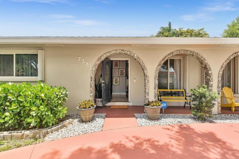 House in Plantation, Florida 4 bedrooms, 224.82 sq.m. № 2087467 - photo 9